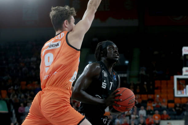 新审视皇马 新审视皇马