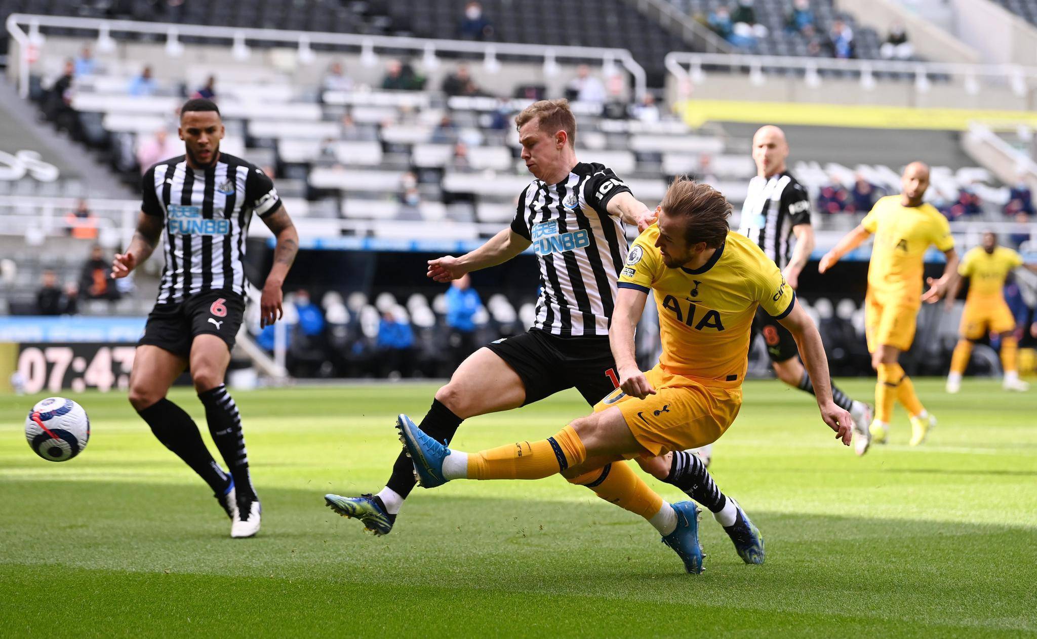 纽卡斯尔联 纽卡斯尔联